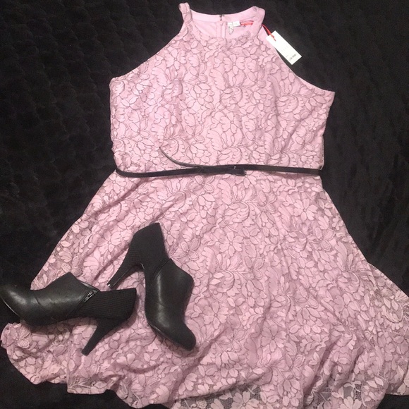 Elle Dresses & Skirts - ⚫️5/25 Elle Lilac Lace Dress with Black Belt